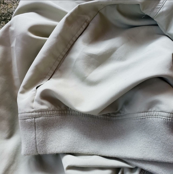 Izod Women's Mint Green Quarter Zip XL Pull Over - Picture 8 of 9